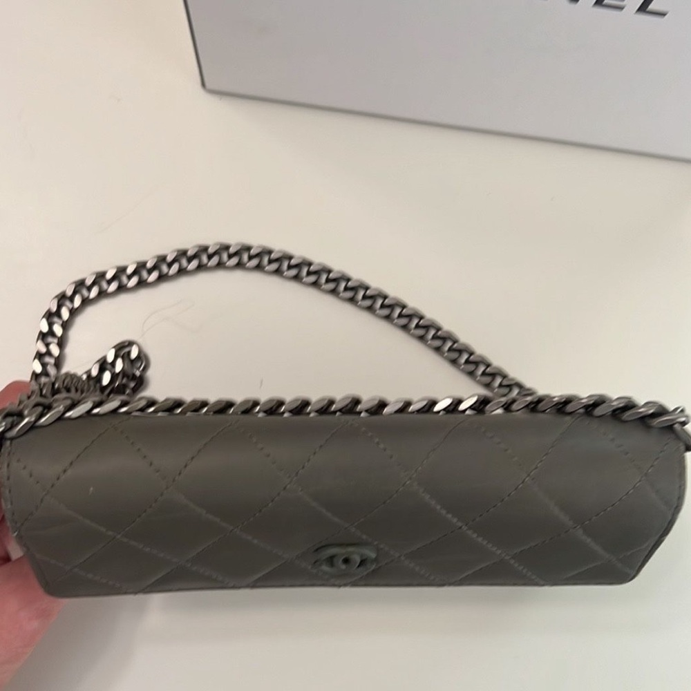 Authentic RARE Chanel Quilted Wallet Gray Matte CoCo with Added chain - Picture 8 of 10
